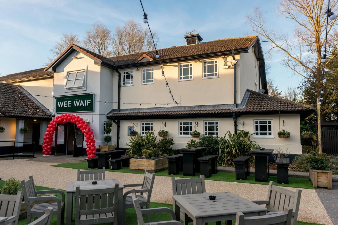 Wee Waif By Greene King Inns Reading Exterior foto